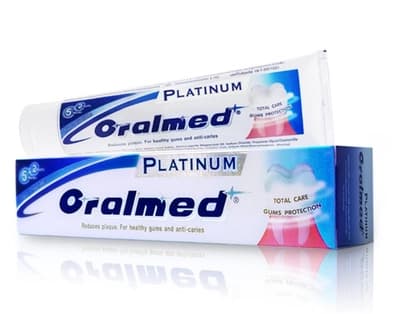 Oralmed Platinum Toothpaste 160G.